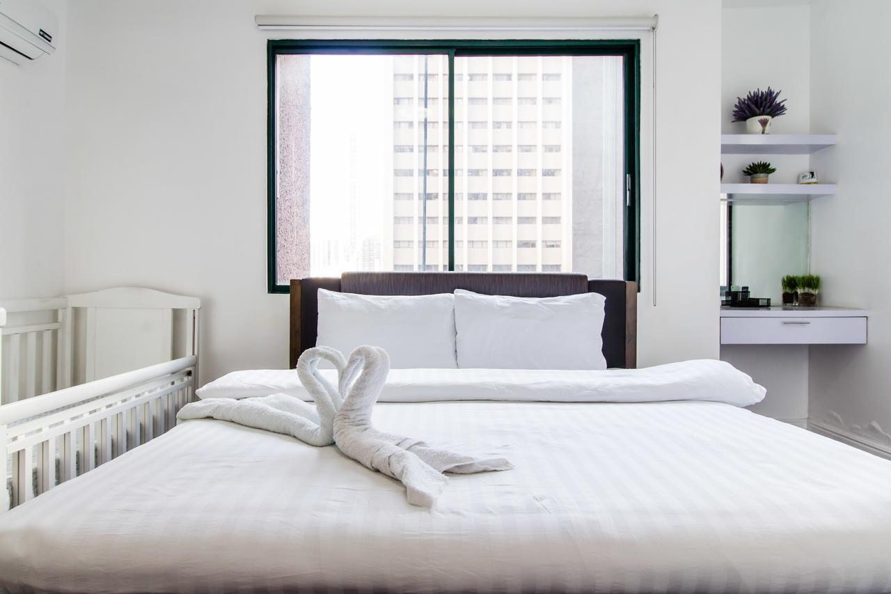 Luxury Spacious 2Br In Salcedo Village Manila Exterior photo